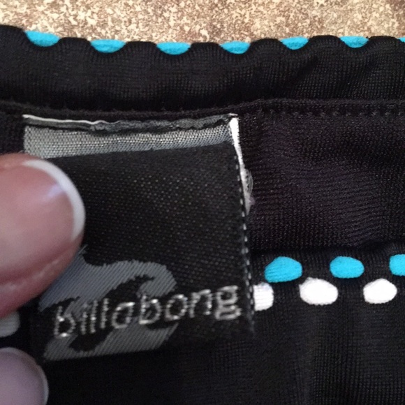 Billabong Bikini 👙 - Picture 2 of 6